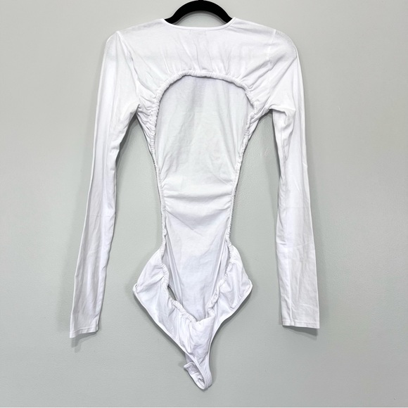 NBD x Revolve White Exposed Open Back Long Sleeve Bodysuit - Picture 5 of 7